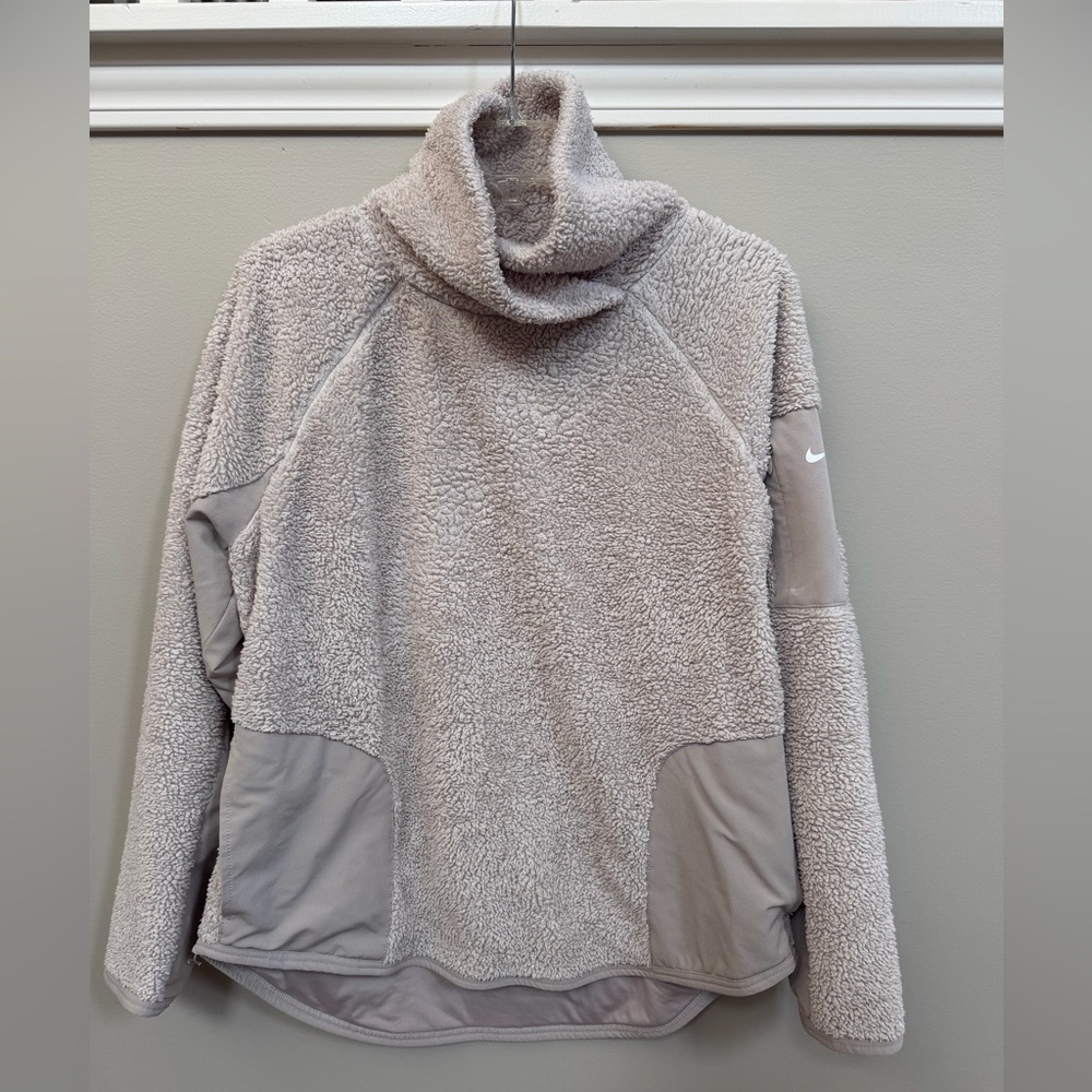 Nike Sherpa Fleece Pullover